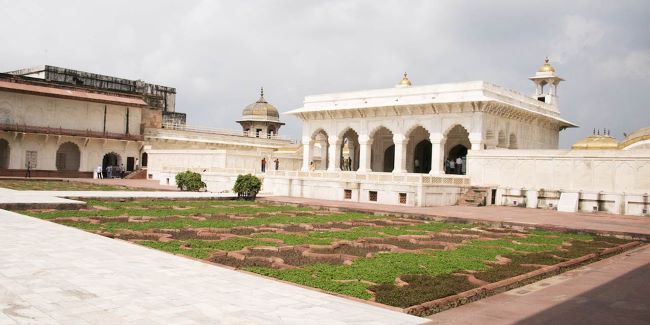 Anguri Bagh, Agra: A Glimpse into Mughal Grandeur