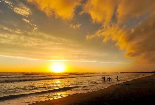 Versova Beach, Mumbai