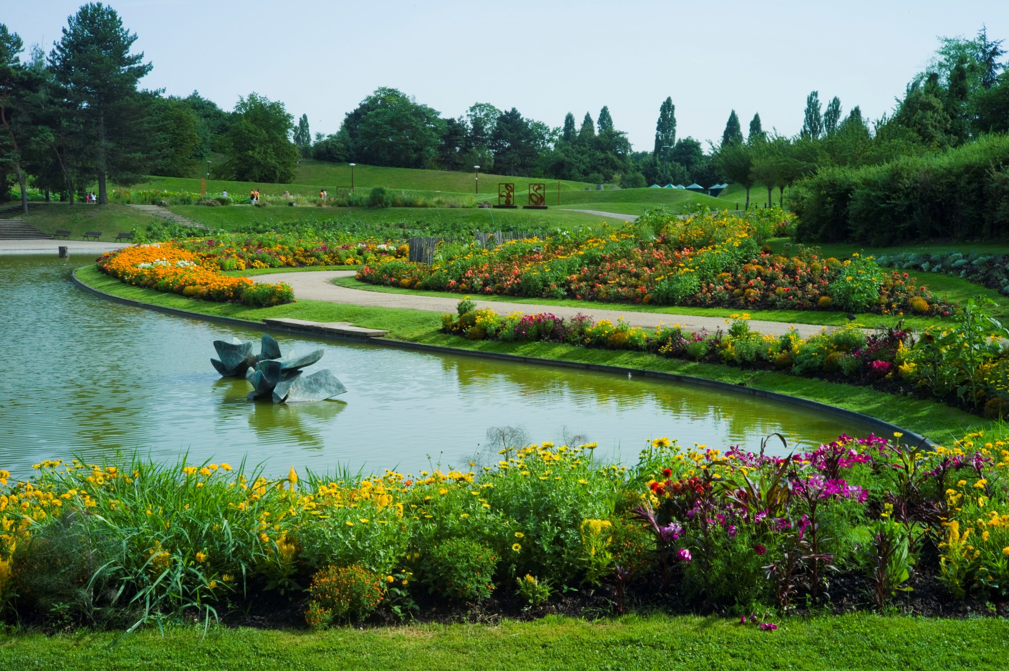 Floral Park, Surat: A Serene Escape into Nature's Beauty