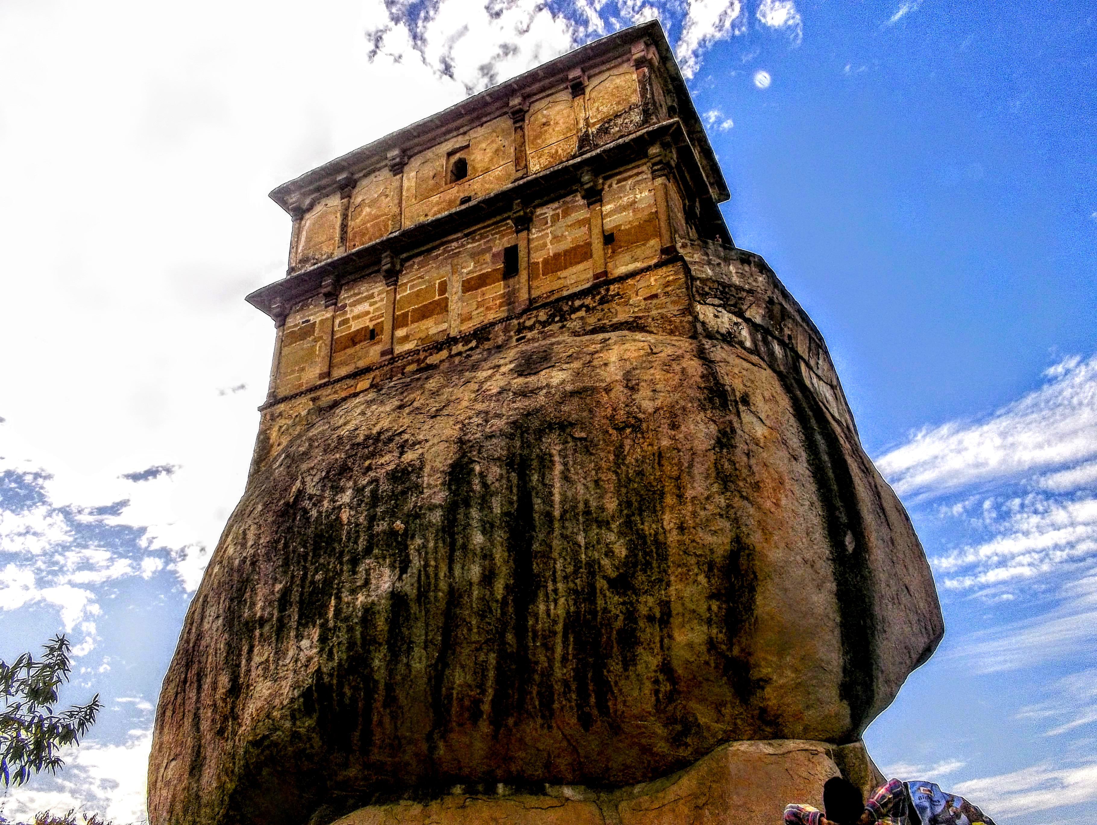Madan Mahal Fort: A Historical Gem in Jabalpur