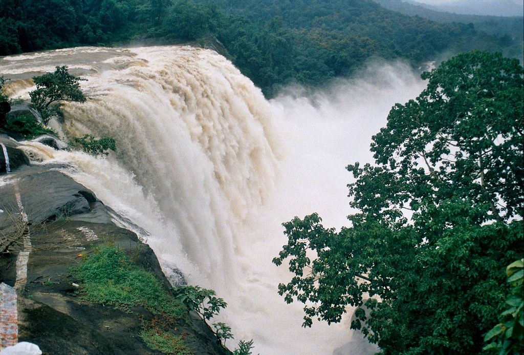 Mohadi Falls: A Serene Picnic Spot Near Indore
