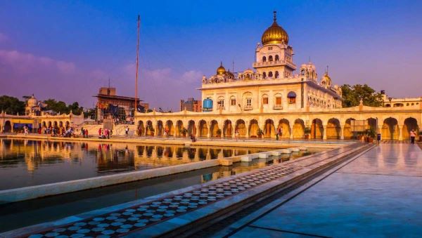 Gurudwara Bangla Sahib: A Haven of Serenity