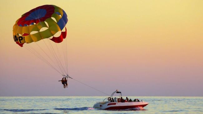 Parasailing in Chennai: Soar Above the Sea for an Unforgettable Adventure