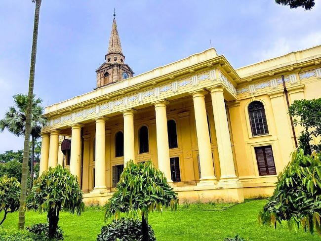 St. John's Church, Kolkata: A Historical Landmark of Peace and Beauty