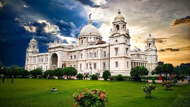 Victoria Memorial, Kolkata: A Majestic Tribute to Queen Victoria