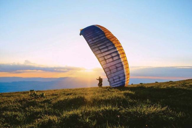 Paragliding in Rishikesh: Soar High and Experience the Thrill