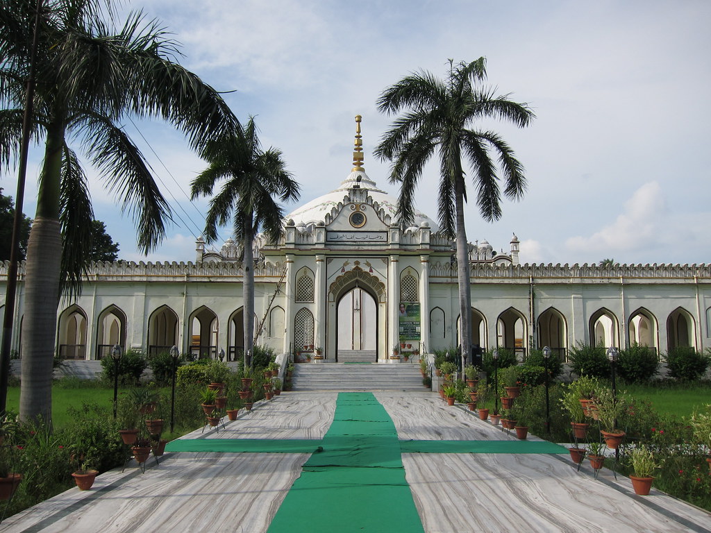 Shah Najaf Imambara, Lucknow: A Monument of Mughal Grandeur