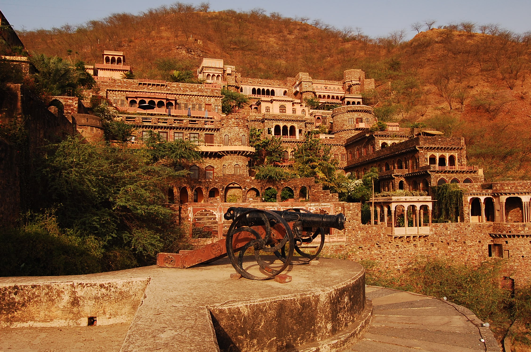 Aligarh Fort: A Majestic Symbol of Islamic Architecture