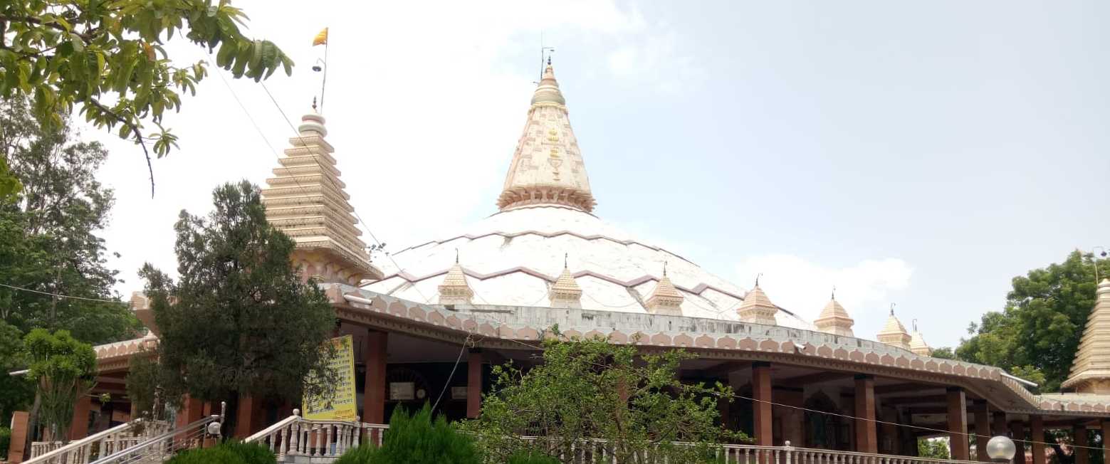 Pisanhari Ki Madiya: A Tranquil Jain Pilgrimage in Jabalpur