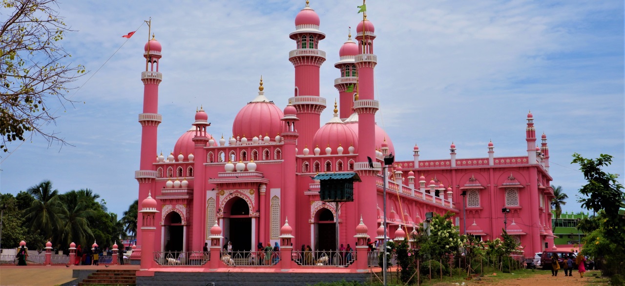 Beemapally Masjid, Trivandrum: A Spiritual Landmark by the Sea