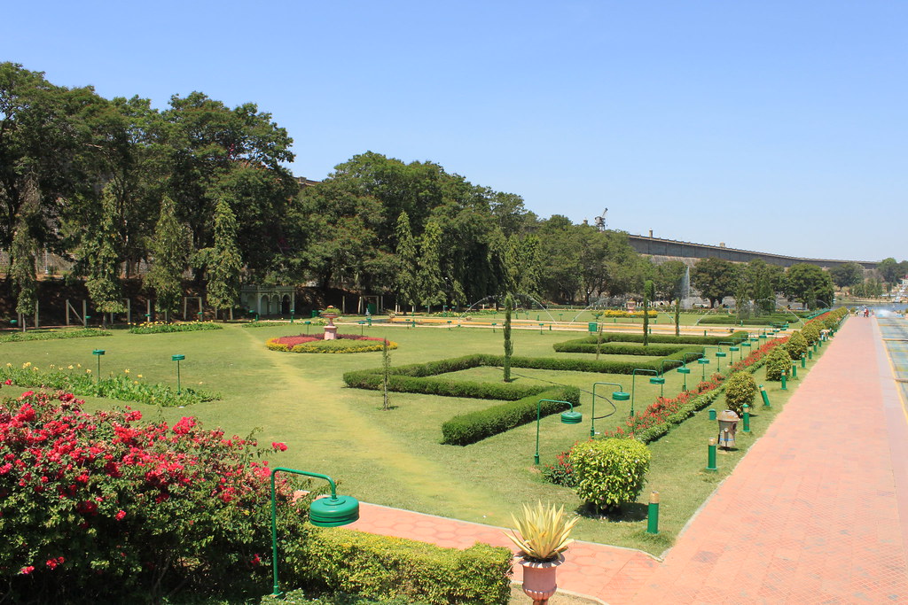 Brindavan Gardens, Mysore: A Symphony of Nature and Beauty