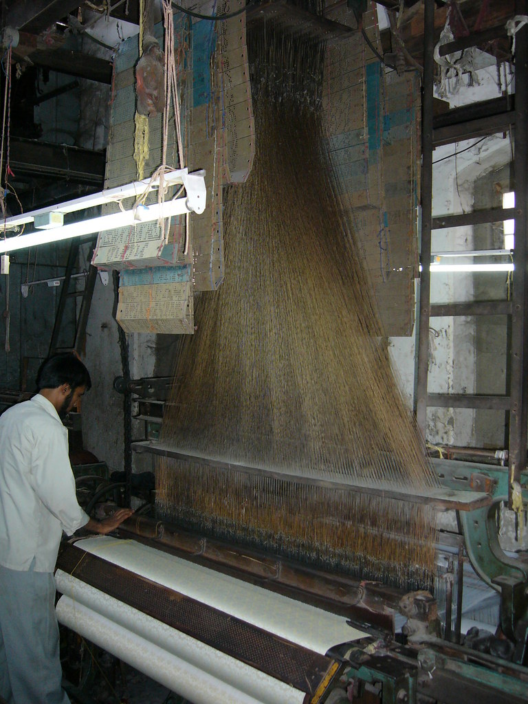 Himroo Factory, Aurangabad: A Treasure Trove of Handwoven Heritage