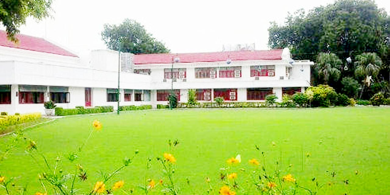 Kamla Retreat, Kanpur: A Tranquil Escape for Leisure and Relaxation