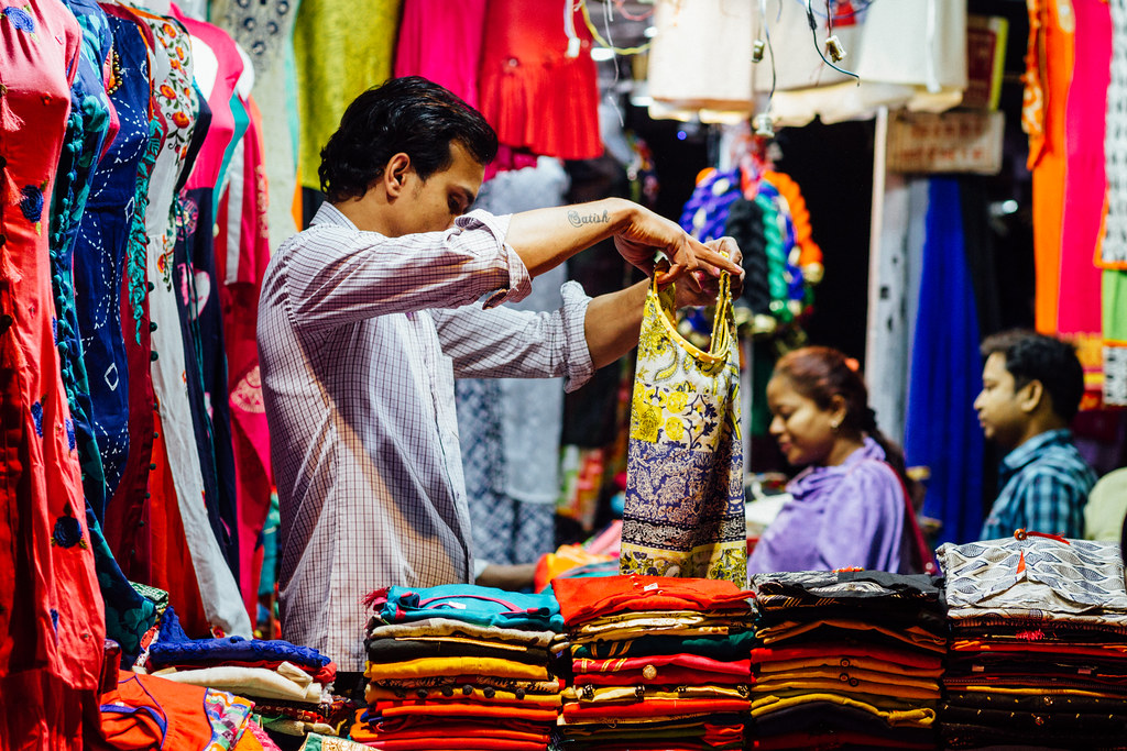 Parade Market, Kanpur: A Shopper's Delight