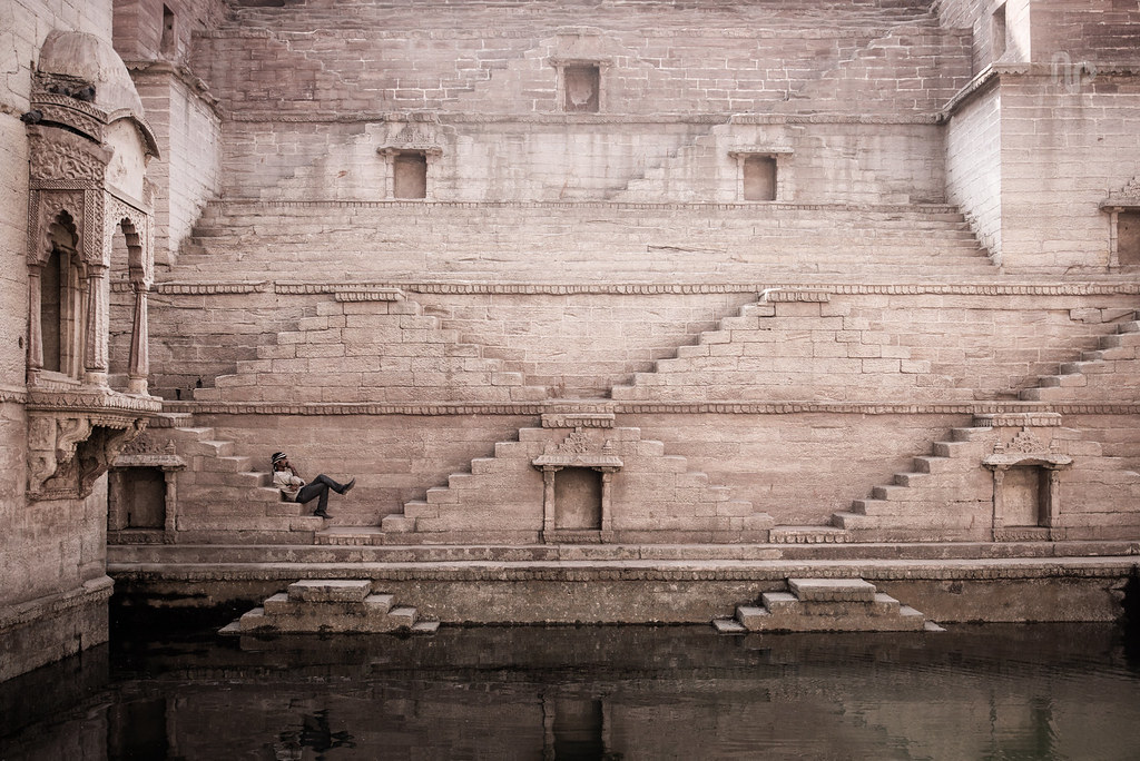 Toorji Ka Jhalra: Jodhpur's Ancient Stepwell and Architectural Gem