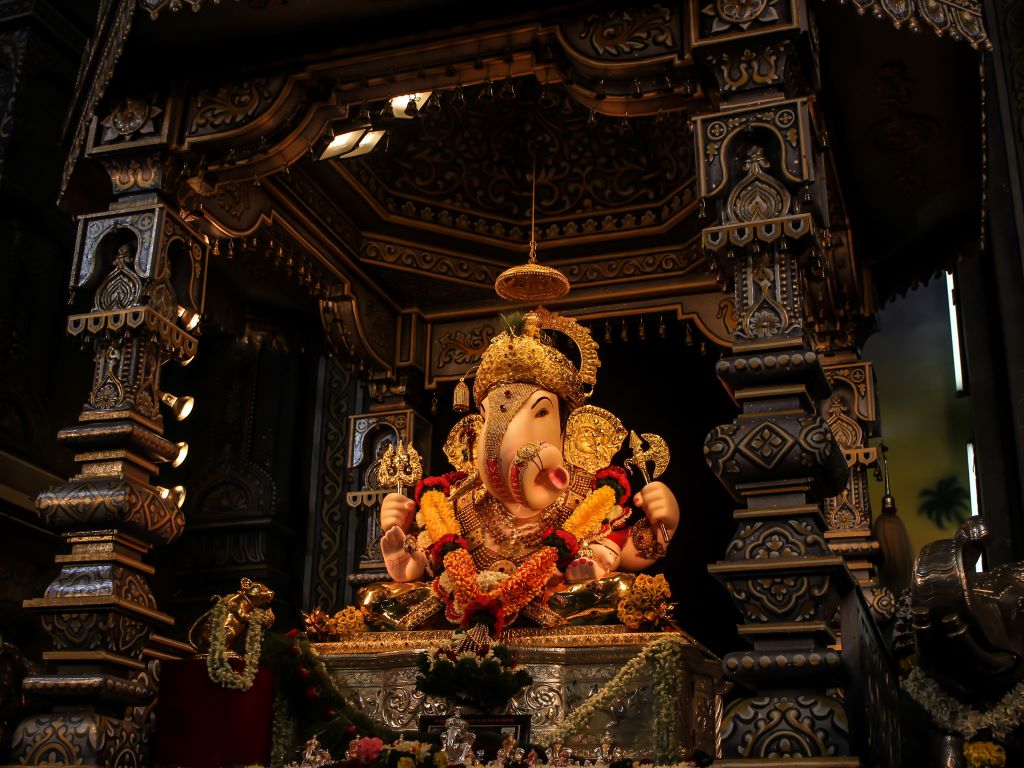 Dagdusheth Halwai Ganpati Temple: A Divine Landmark in Pune