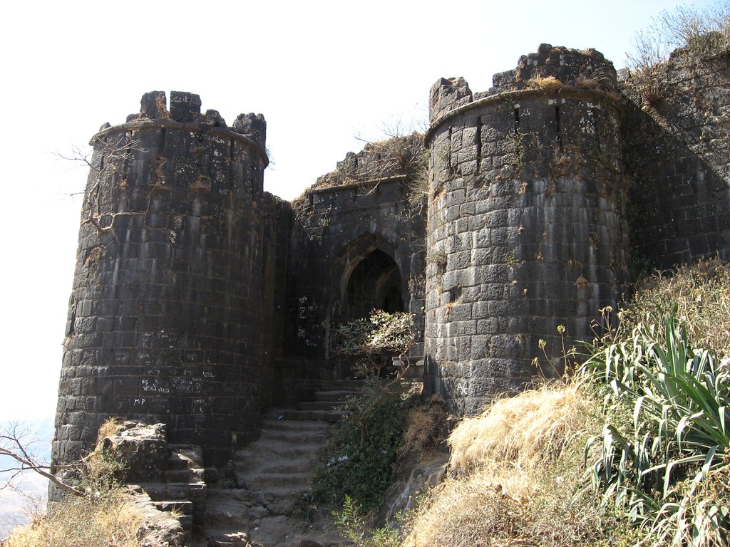 Sinhagad Fort: A Historic Trekking Destination in Pune